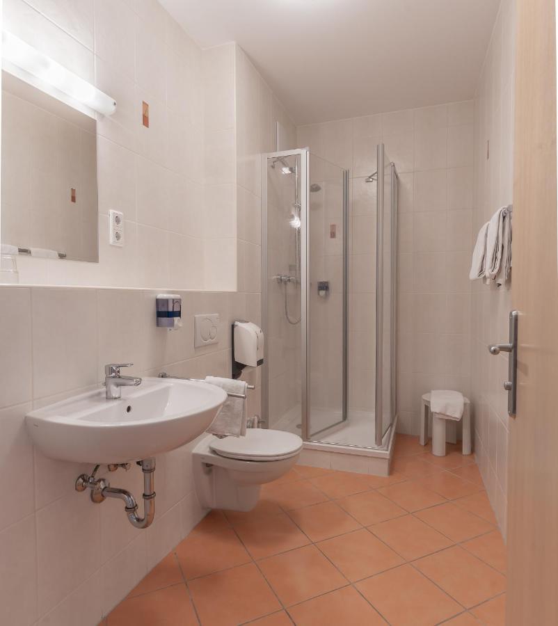 Hotel Kindler 2,0 Self-Check-In Leoben  Exterior foto