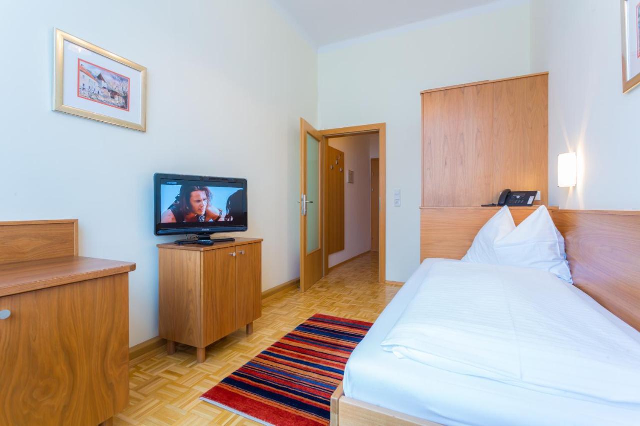 Hotel Kindler 2,0 Self-Check-In Leoben  Exterior foto