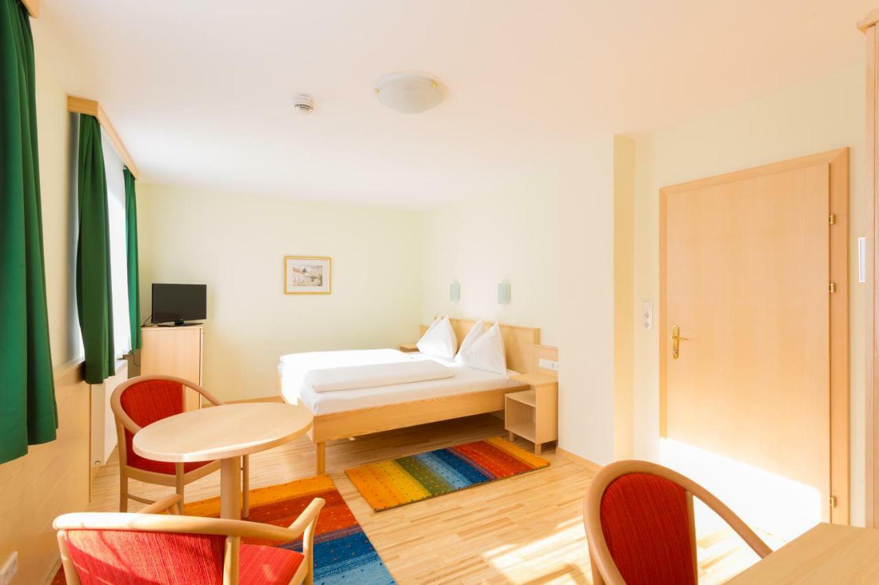 Hotel Kindler 2,0 Self-Check-In Leoben  Exterior foto